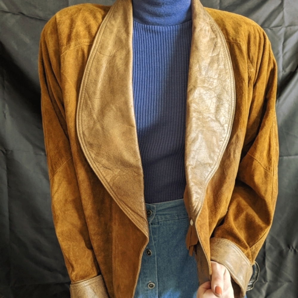 Amazing Vintage Cropped 80s Leather Jacket
